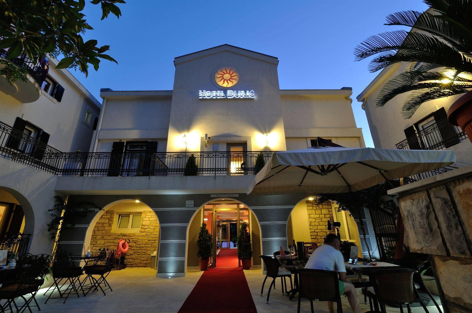 Vila Duric - Ex Hotel Duric Petrovac Luaran gambar