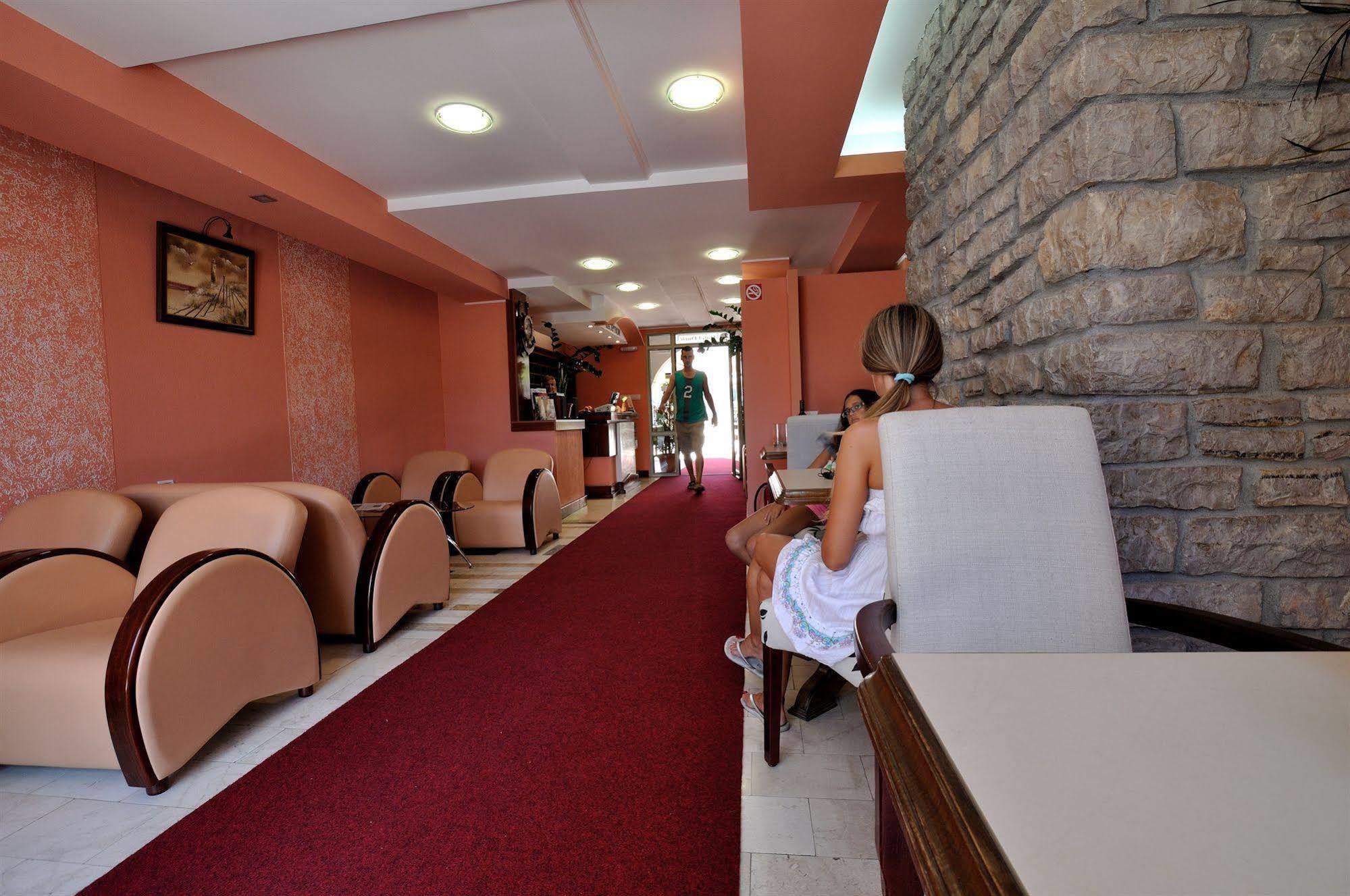Vila Duric - Ex Hotel Duric Petrovac Luaran gambar
